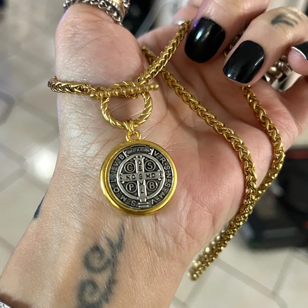 copy . Handmade stainless steel gold color necklace with st Benedict medal charm - Picture 11 of 15